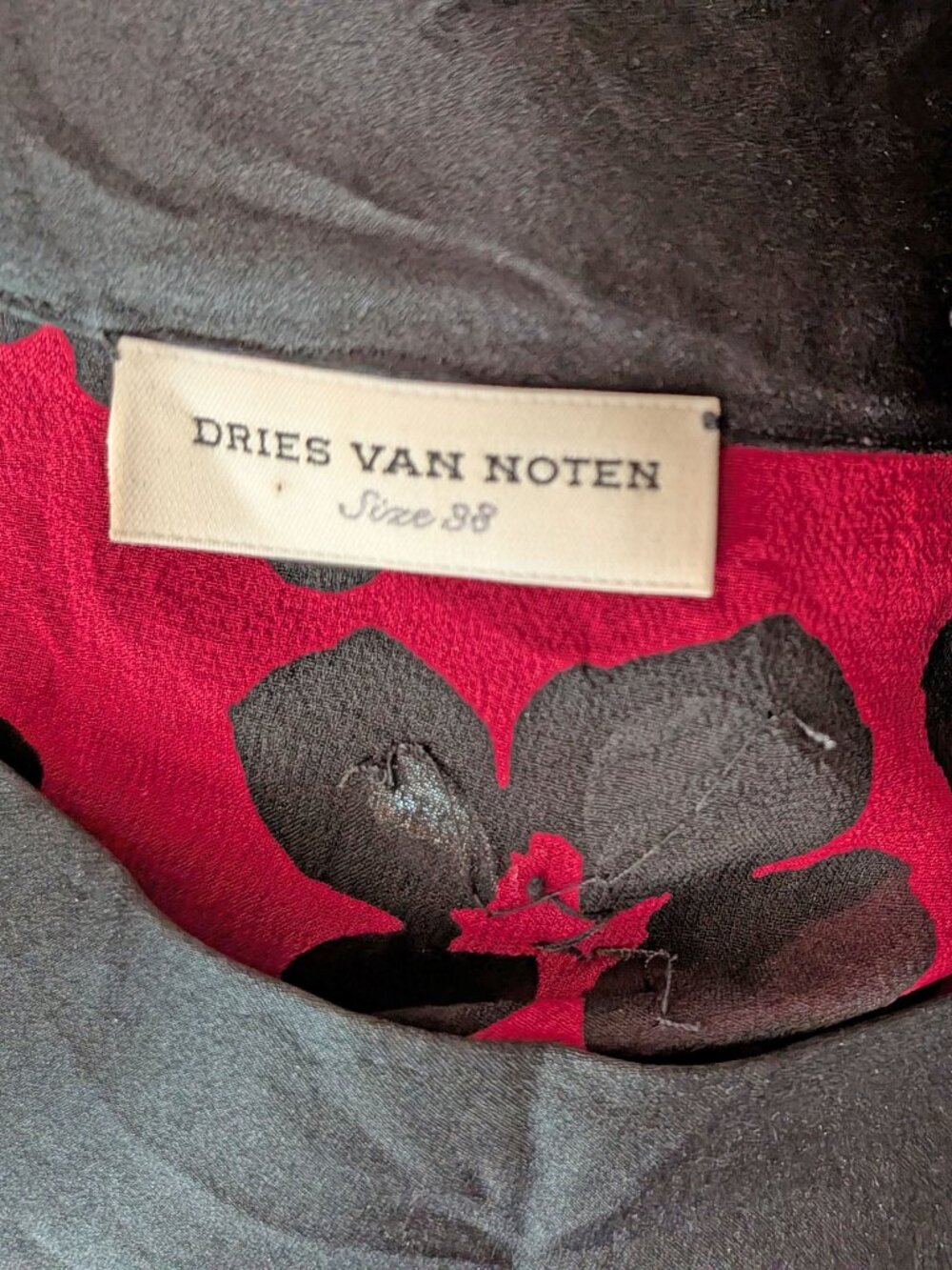 Dries Van Noten Silk Black & Red Floral Applique Dress, 38" bust, Made in India - Picture 15 of 17